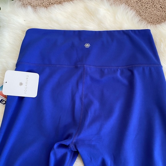 NWT Blue Athletic Crops - Picture 3 of 3
